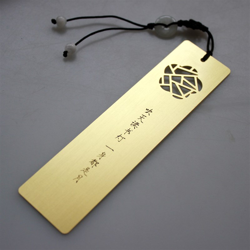 吹灭读书灯一身都是月形容什么