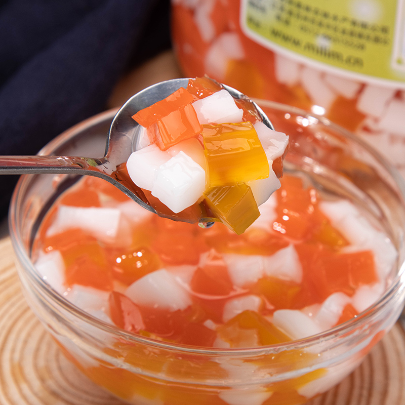 奶茶里面的椰果是什么做的